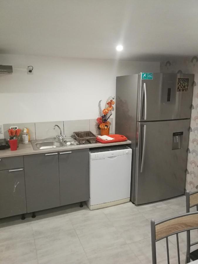 Chambres D'Hotes Roseland ปาเรย์-เลอ-มนยาล ภายนอก รูปภาพ