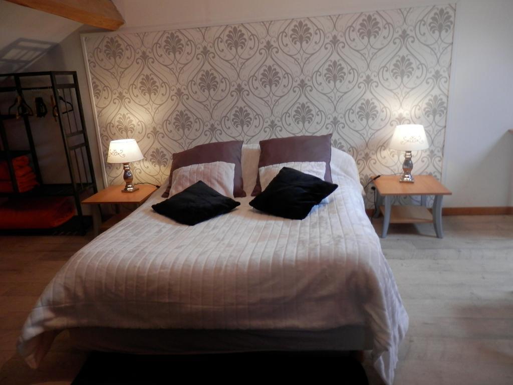 Chambres D'Hotes Roseland ปาเรย์-เลอ-มนยาล ภายนอก รูปภาพ